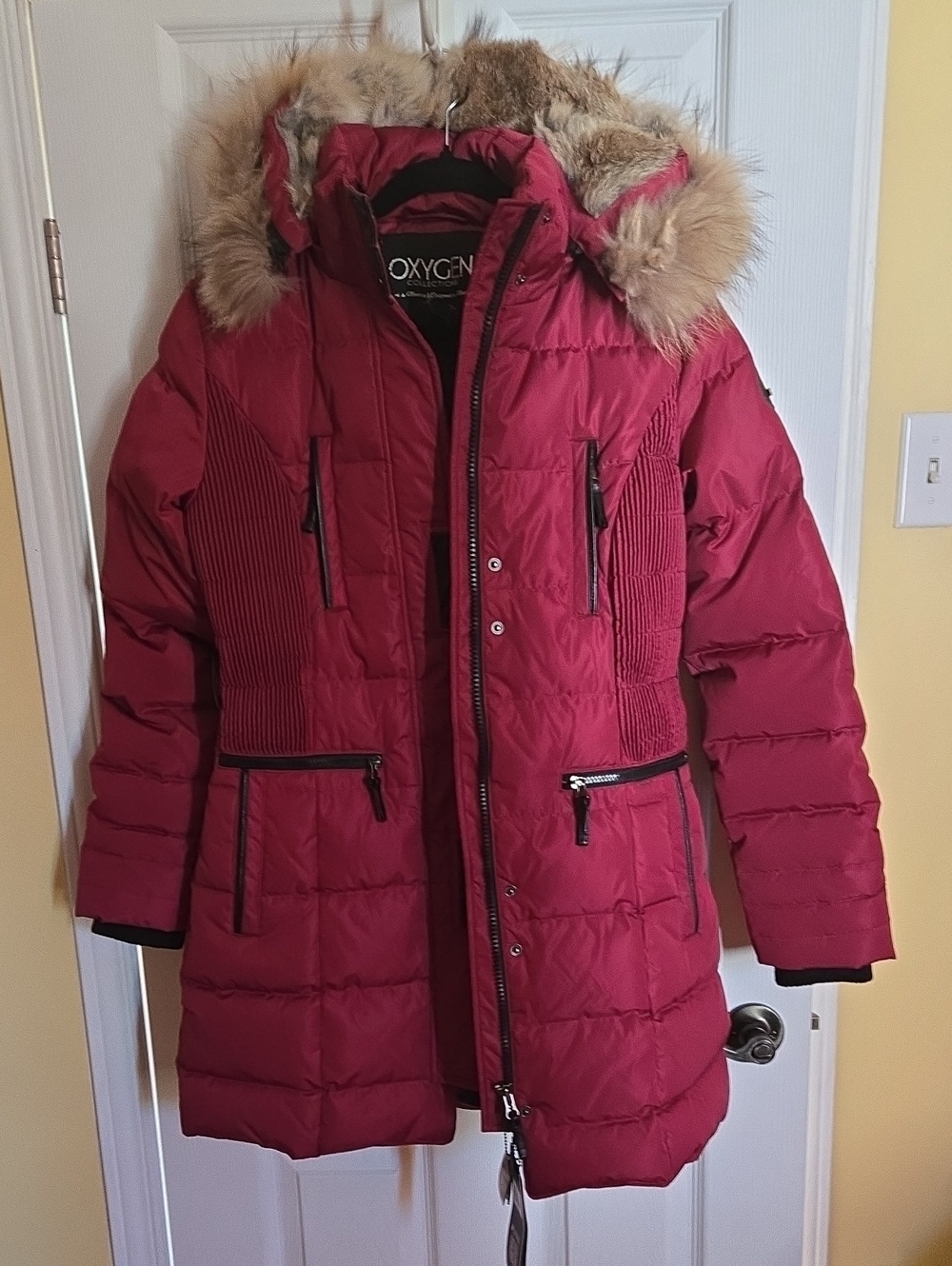 🔴OXYGEN Burgundy Duck Down, Feather, Raccoon, And Rabbit Winter Coat For Women